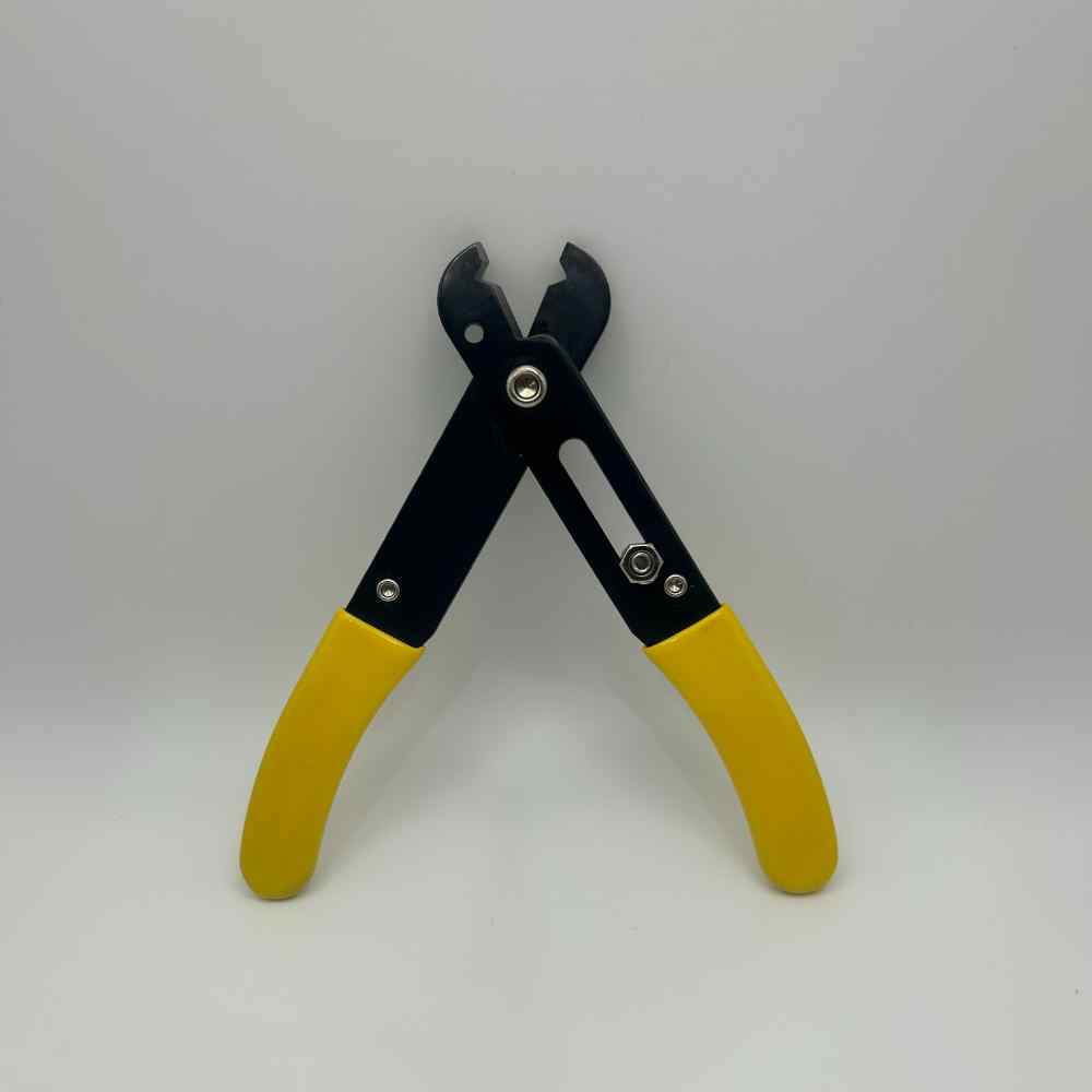 Max Cuff Safety Cutter | Safe Restraint Cutting Tool – Uniform blvd.